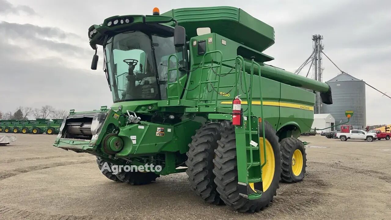 зерноуборочный комбайн John Deere S660