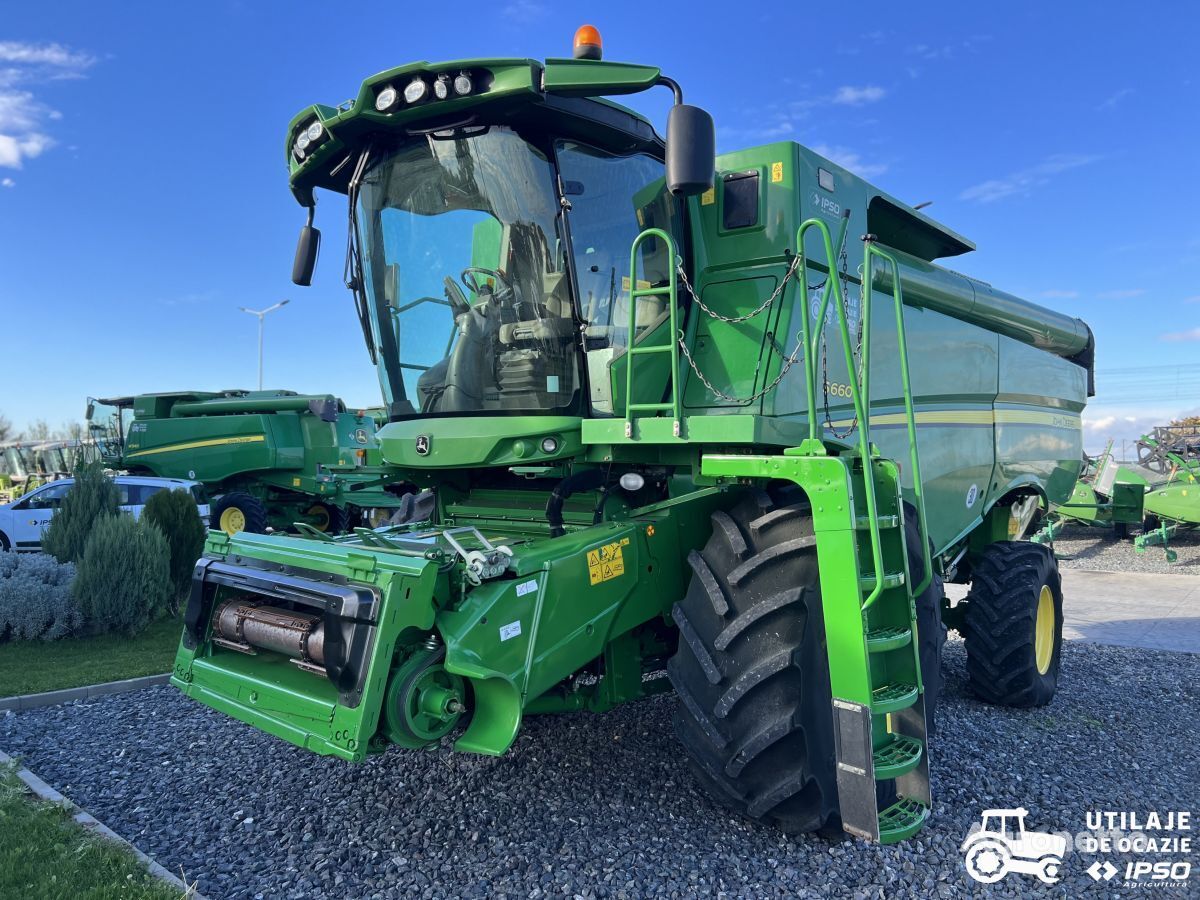 John Deere S660i + Header paioase grain harvester