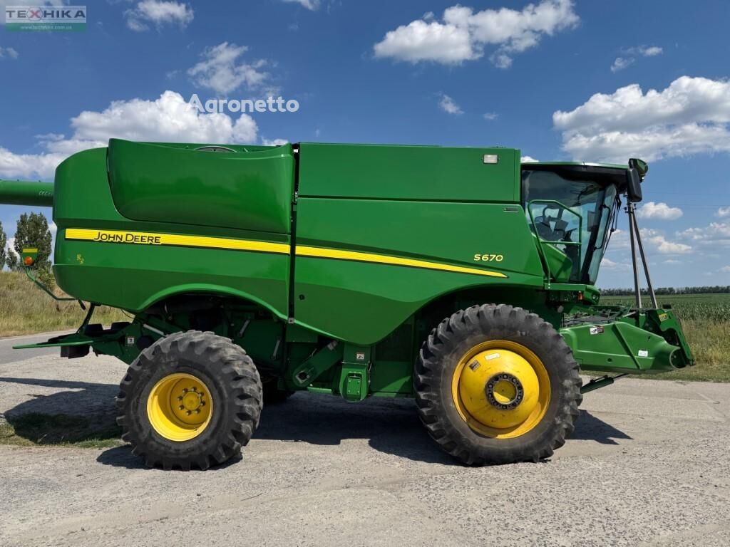 Купить зерноуборочный комбайн John Deere S670 | Agronetto LT Зерноуборочный комбайн John Deere S670 - Agronetto
