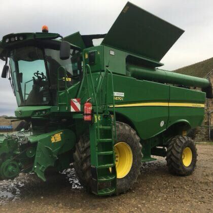 moissonneuse-batteuse John Deere S670I