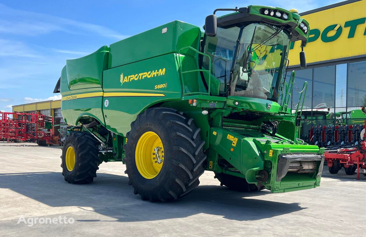 John Deere S680i grain harvester - Agronetto