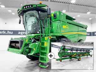 John Deere S680i grain harvester