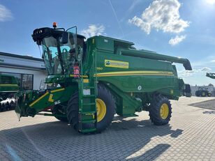 moissonneuse-batteuse John Deere T550 neuve