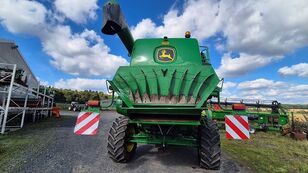 зерноуборочный комбайн John Deere T560 HM