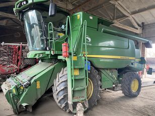 John Deere T660 grain harvester