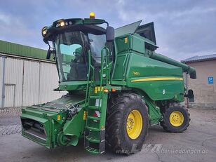 colheitadeira de grãos John Deere T660