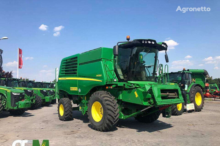 ceifeira-debulhadora John Deere W550