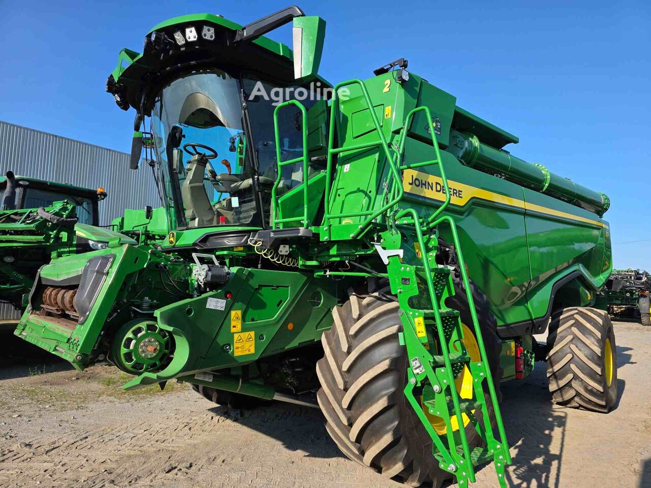 Зерноуборочный комбайн John Deere X9 1000 - Agroline