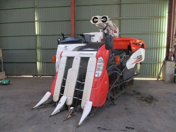 Moissonneuse-batteuse Kubota COMBINE(Kubota) à vendre | Agronetto TG Moissonneuse-batteuse Kubota COMBINE(Kubota) - Agronetto