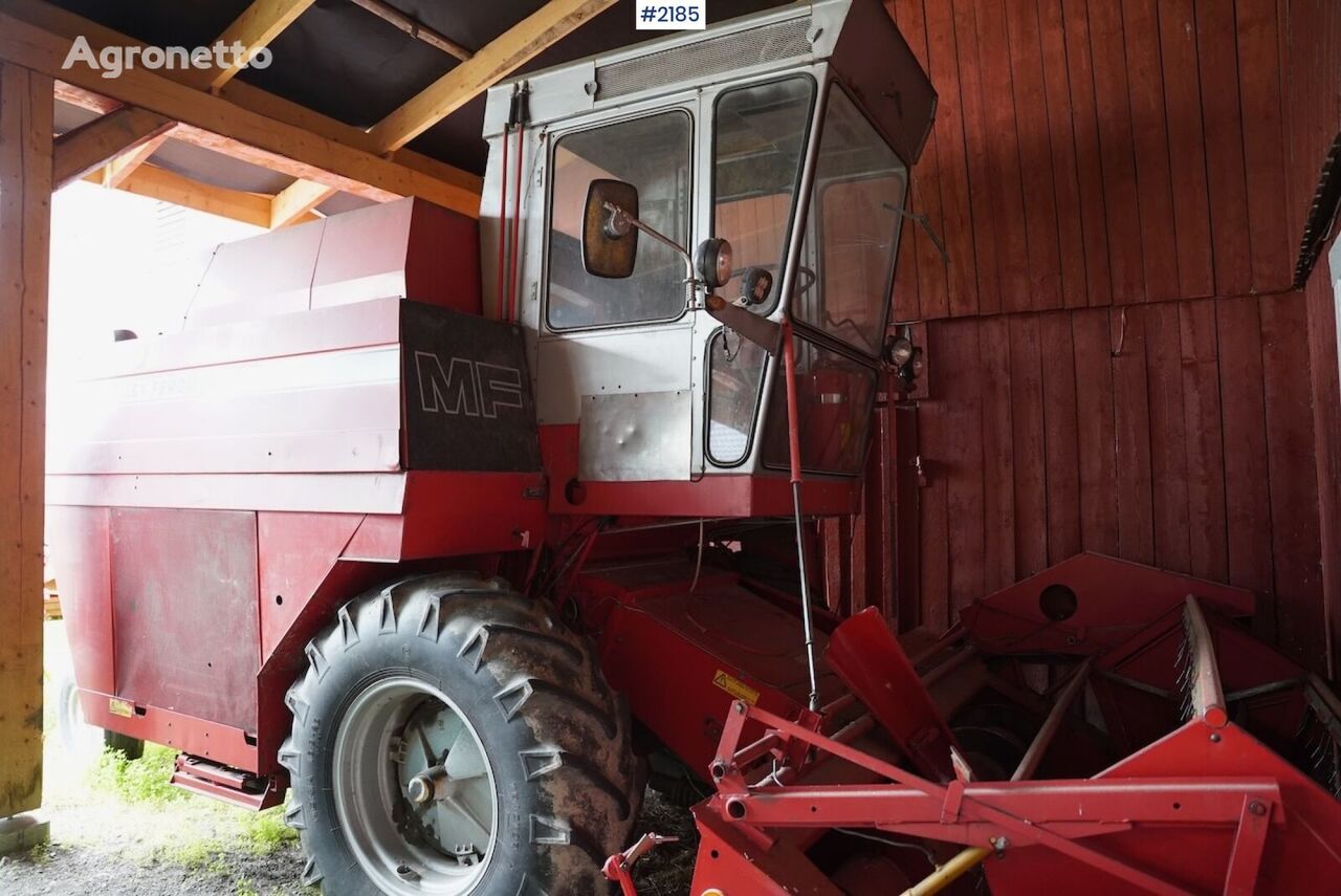 ماكينة حصادة دراسة Massey Ferguson 330