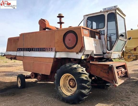 Massey Ferguson 520 grain harvester for parts