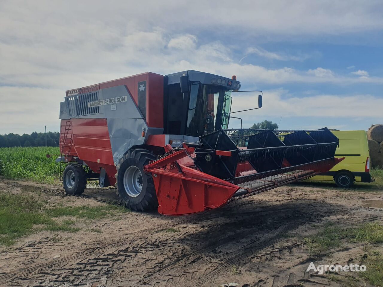 Massey Ferguson 7254   grain harvester