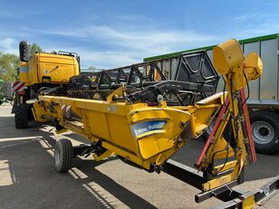 ماكينة حصادة دراسة New Holland CX 8050