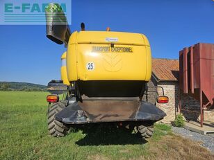 moissonneuse-batteuse New Holland CX 880