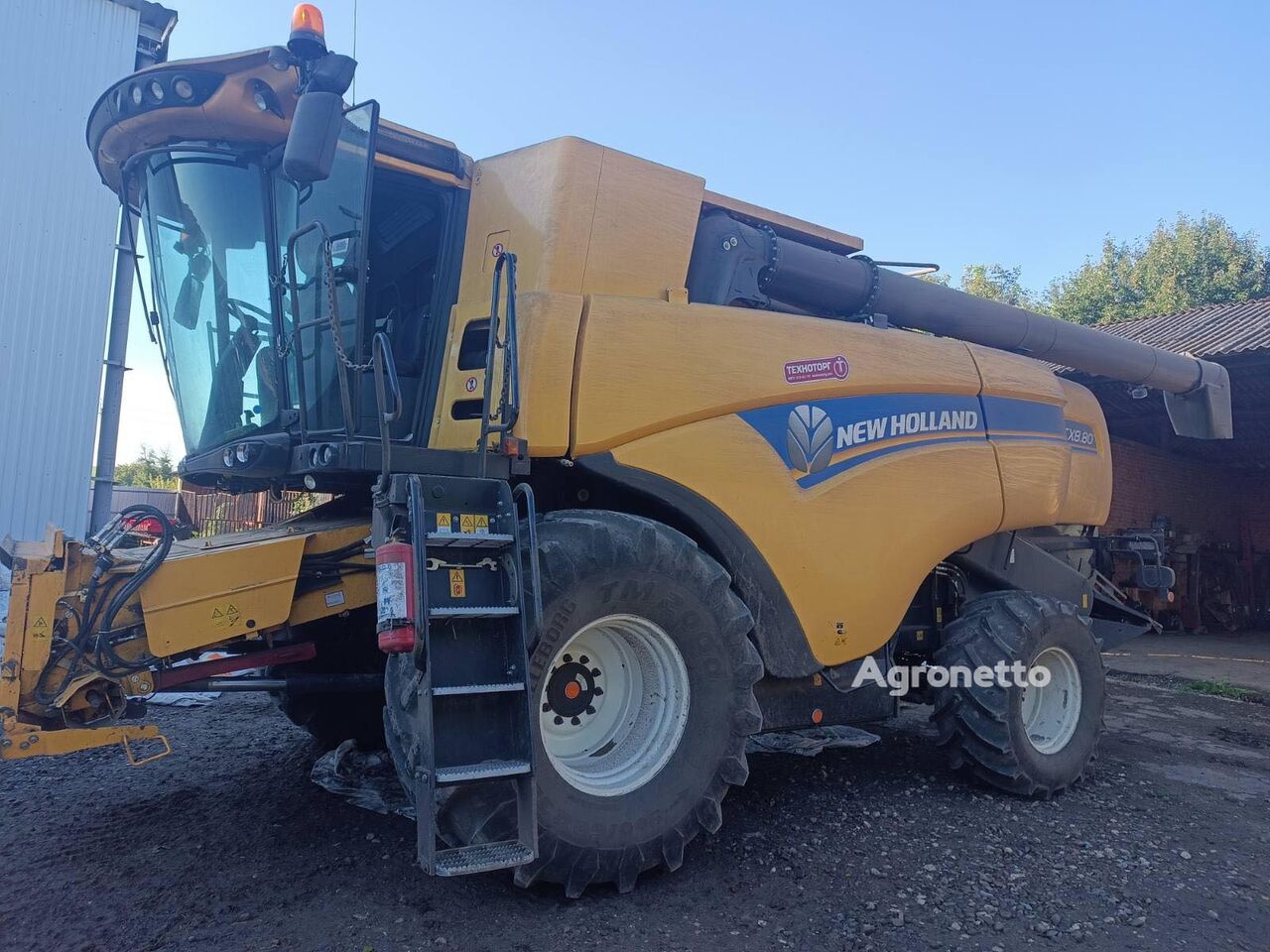 New Holland CX8.80 Getreideernter kaufen | Agronetto LI New Holland CX8.80 Getreideernter - Agronetto