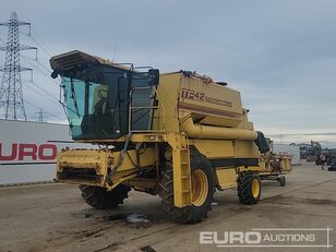 New Holland TF42 komb&aacute;jn
