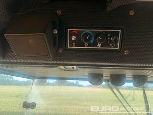 Moissonneuse-batteuse New Holland TX34 à vendre - Image 12 | Agroline BF Moissonneuse-batteuse New Holland TX34 | Image 12 - Agroline