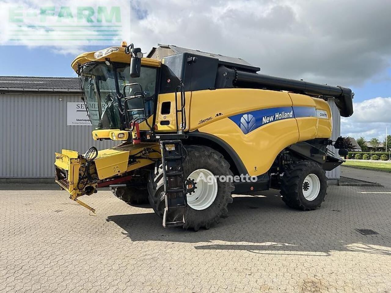 Prodaja New Holland cx 8070 kombajna za žito | Agronetto BA New Holland cx 8070 kombajn za žito - Agronetto