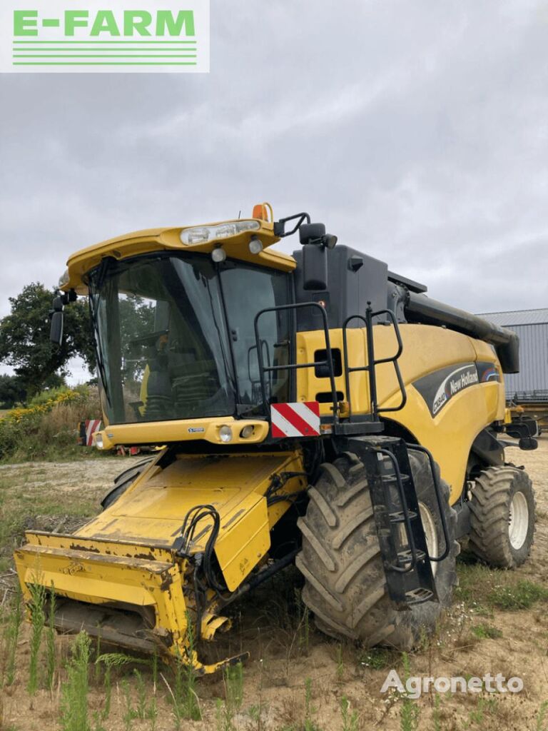 New Holland cx 840 sl hd grain harvester