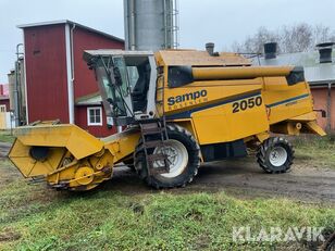 Sampo Rosenlew 2050 grain harvester