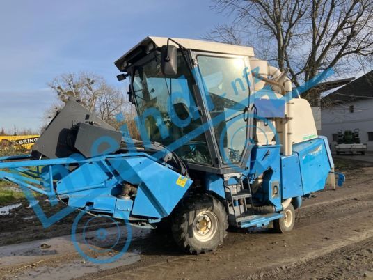 Wintersteiger Expert grain harvester