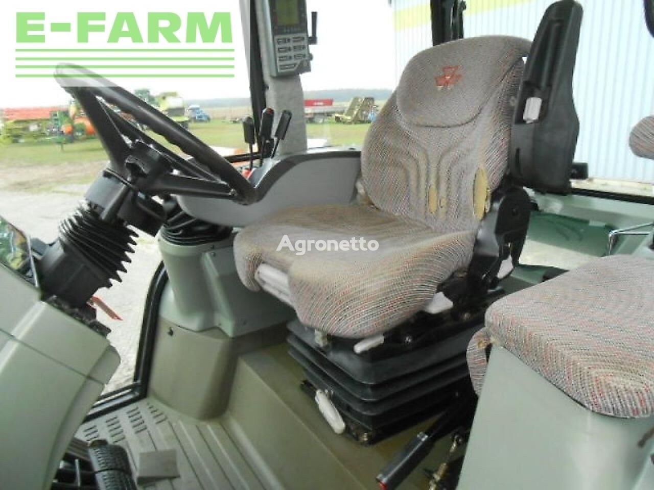 ماكينة حصادة دراسة lexion 540