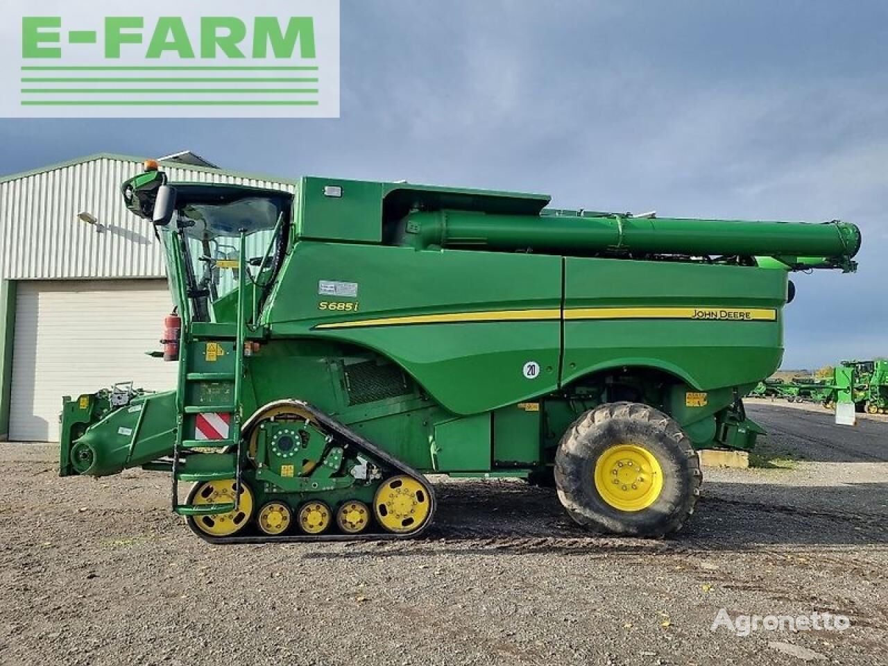 s685i my16 prod 20 grain harvester