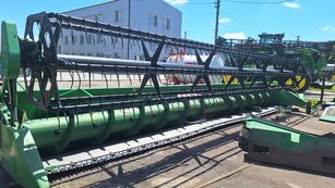John Deere 630F grain header