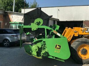 đầu gặt ngũ cốc John Deere 915F