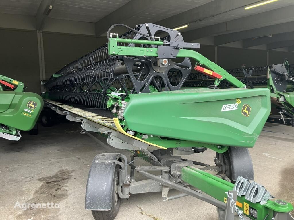 new John Deere HD40X MY23 grain header