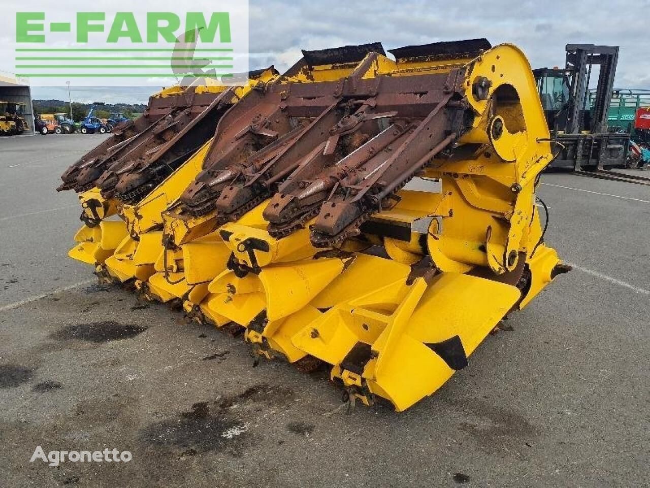 Barre de coupe à céréales New Holland 8rgs-m à vendre | Agronetto BF Barre de coupe à céréales New Holland 8rgs-m - Agronetto