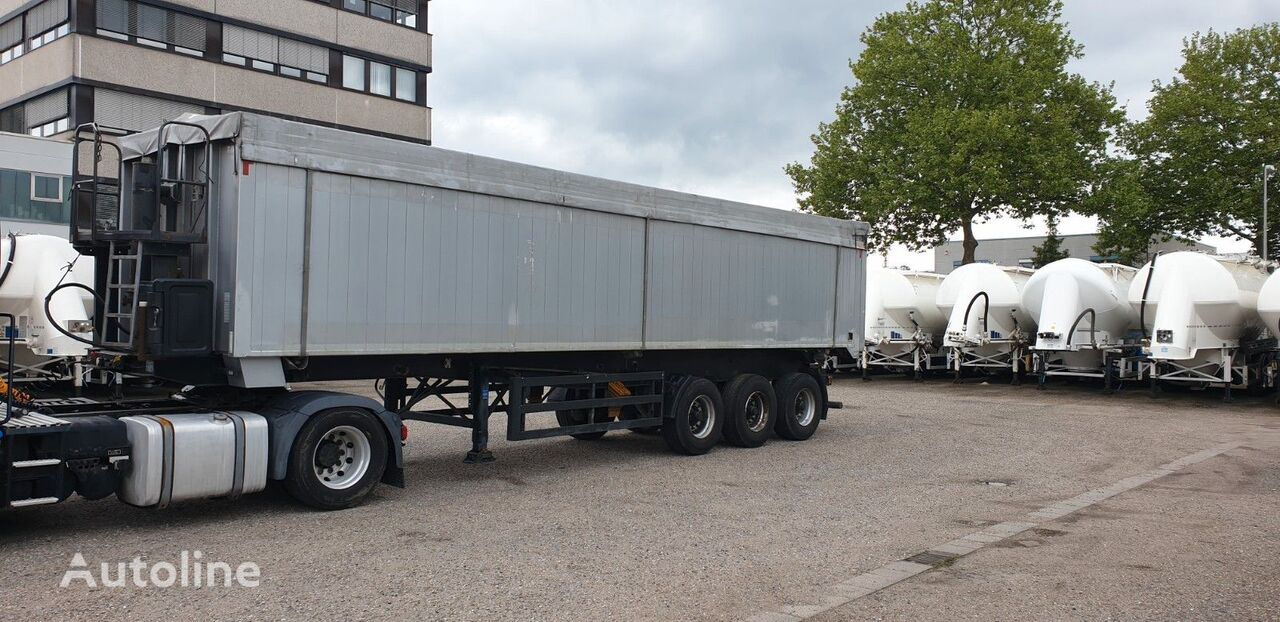 Reisch grain semi-trailer