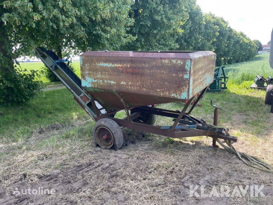 priekaba grūdams vežti Kornvogn AB