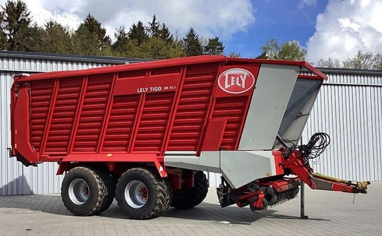 Lely Tigo XR 75 D grain trailer