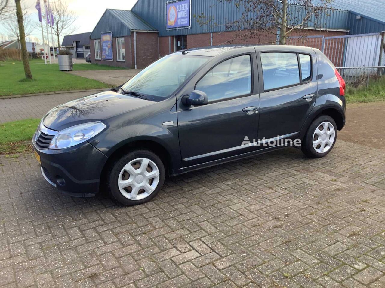 Hatchback Dacia Sandero 1.2 Lauréate - Autoline