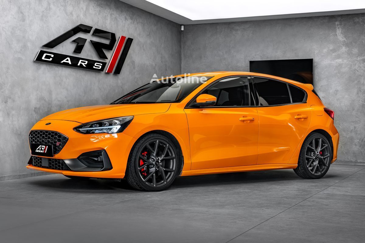 Hatchback Ford Focus, 2.3 ST a venda | Autoline PT Hatchback Ford Focus, 2.3 ST - Autoline
