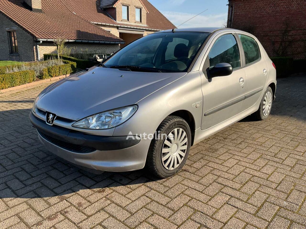 αυτοκίνητο hatchback Peugeot 206