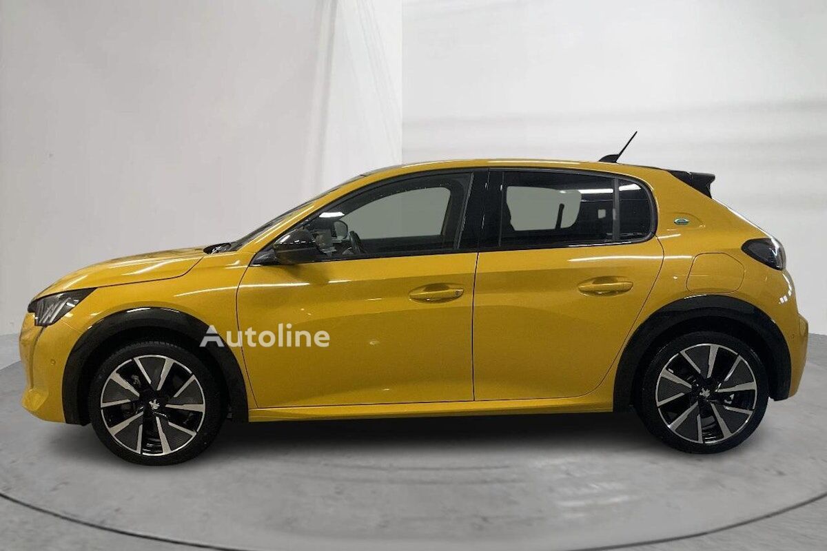 سيارة هاتشباك Peugeot 208