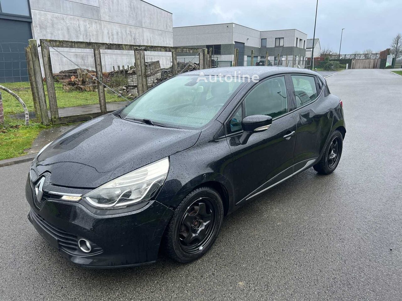 hatchback Renault CLIO