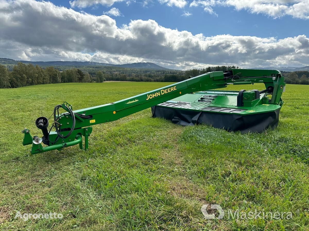 John Deere 735 roto-kosačica s gnječilom