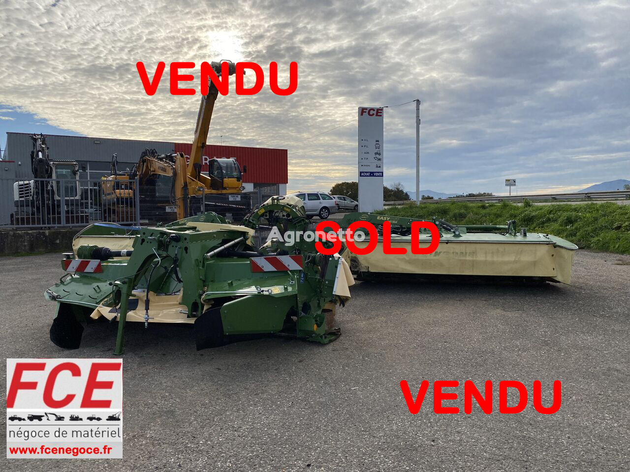 damaged Krone Groupe de Fauche EASYCUT COLLECT F360CV + B880CV/MT603-34  mower-conditioner