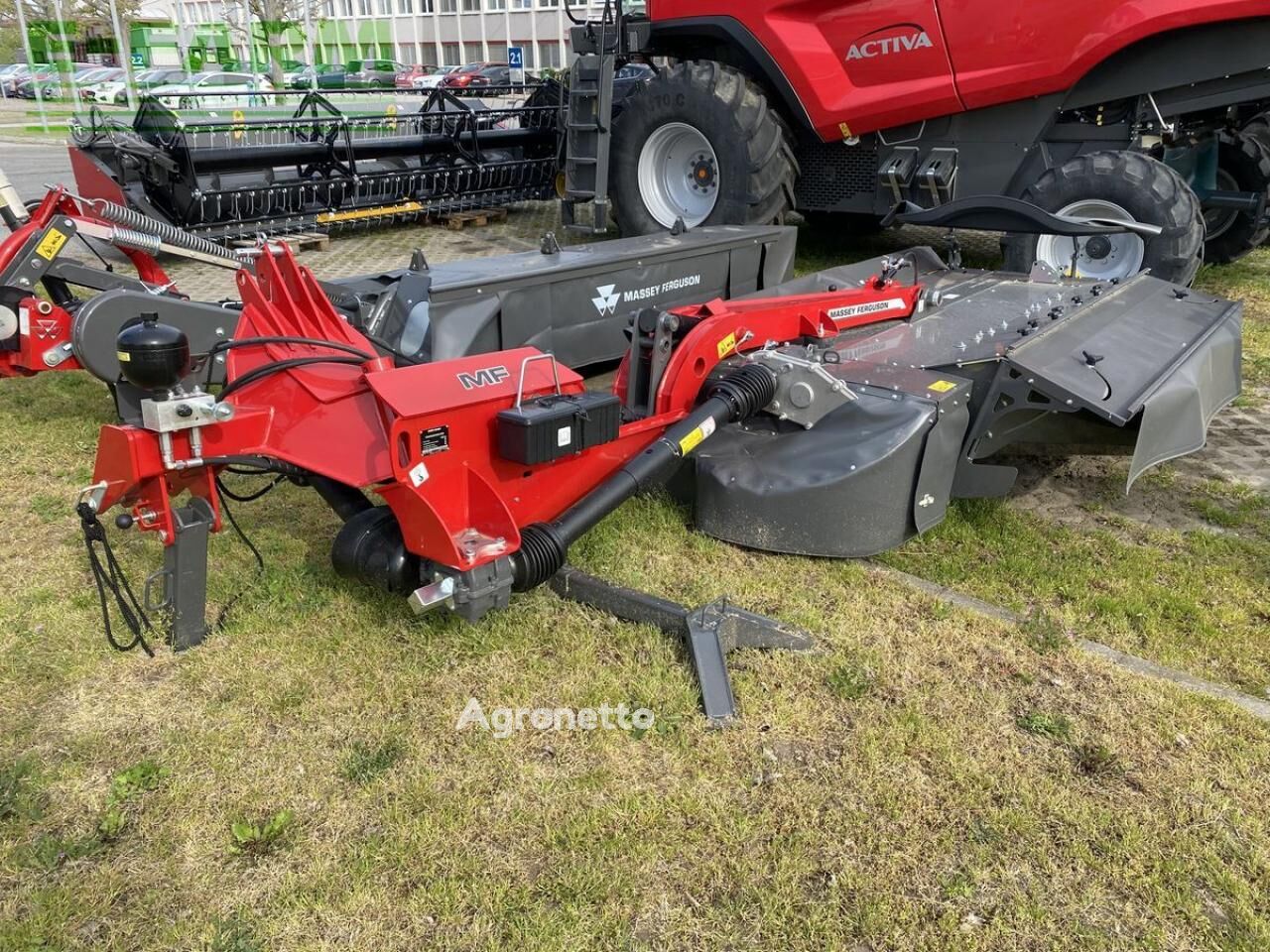 آلة الحصاد والتسطيح Massey Ferguson dm316 tl-v-kc