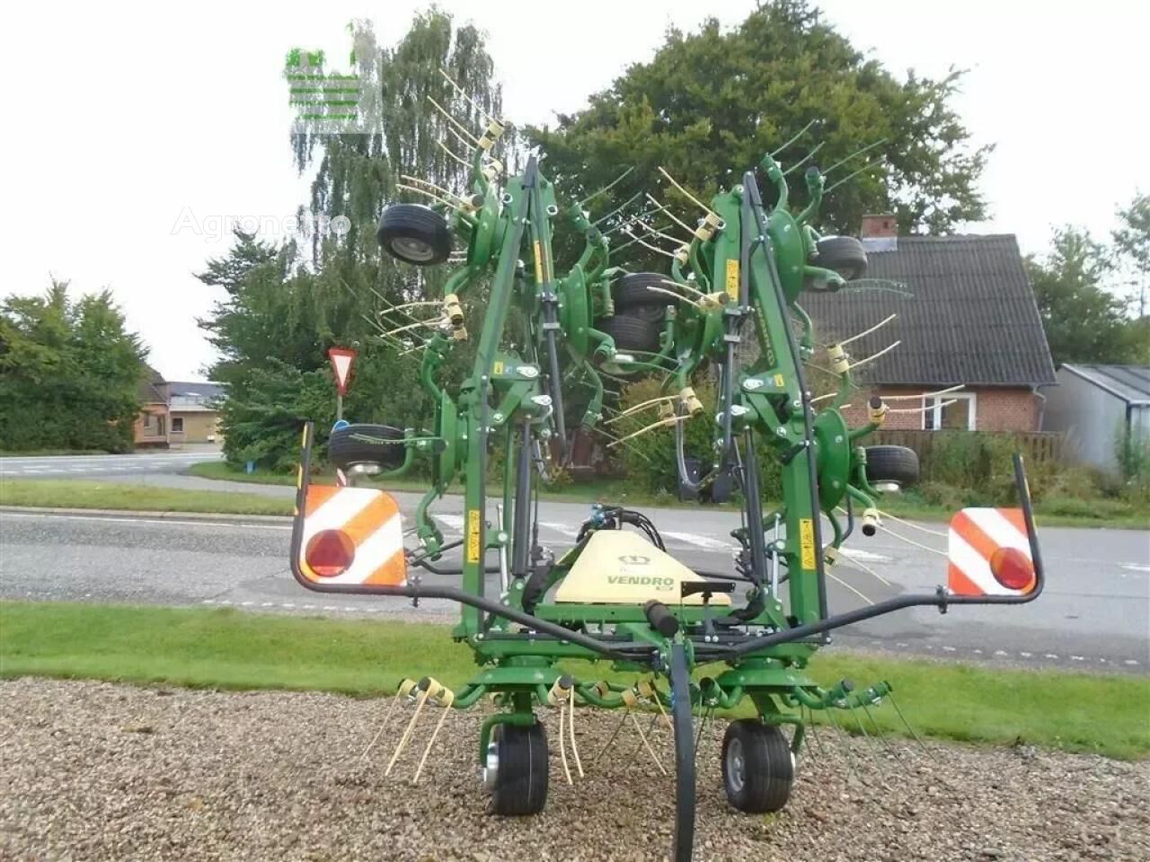 Krone vendro 900 ベルトレーキ販売用 | Agronetto JP Krone vendro 900 ベルトレーキ - Agronetto