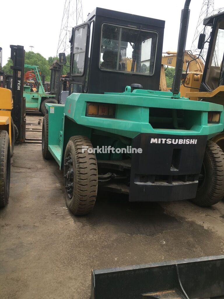 Mitsubishi FD100 high capacity forklift