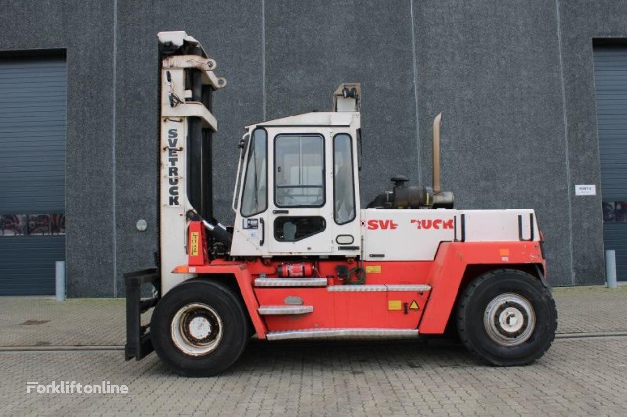 Svetruck 15120-38 high capacity forklift