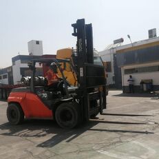 Toyota 8FG70N high capacity forklift