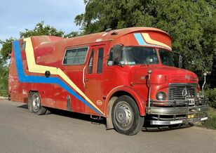 Mercedes-Benz 1518 Caja De 6ta autobús-vivienda