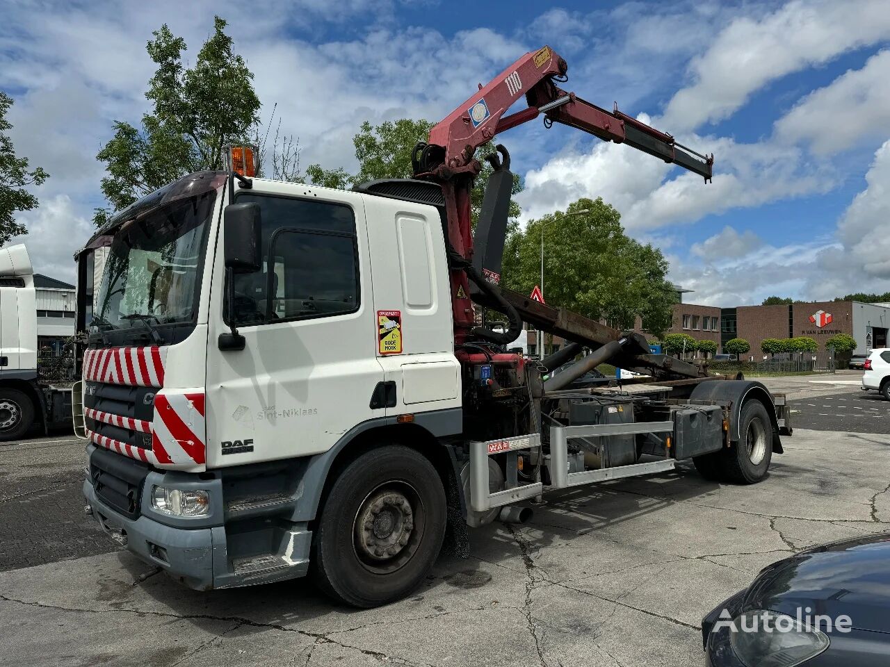 DAF CF 75.310 4X2 + HMF 1113 K2 + HOOKLIFT - ONLY 156.577 KM kravas automašīna pacēlājs ar āķi