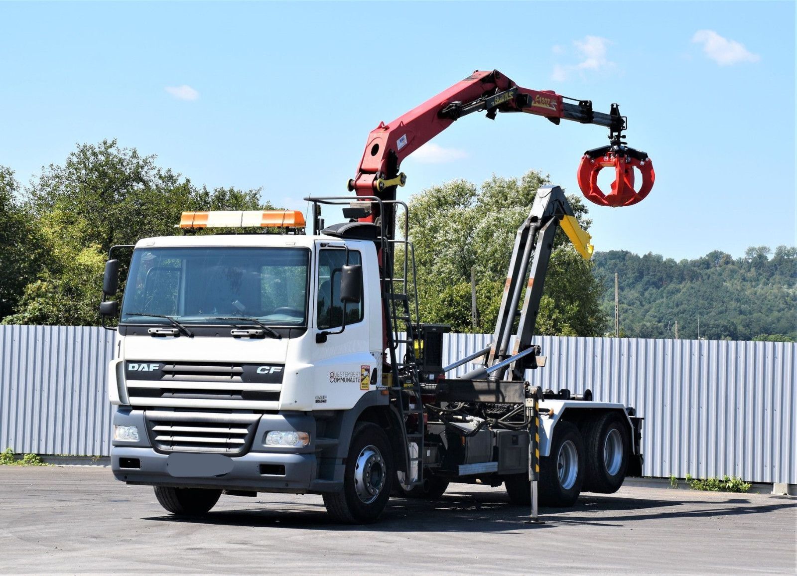 DAF CF 85.340  hook lift truck