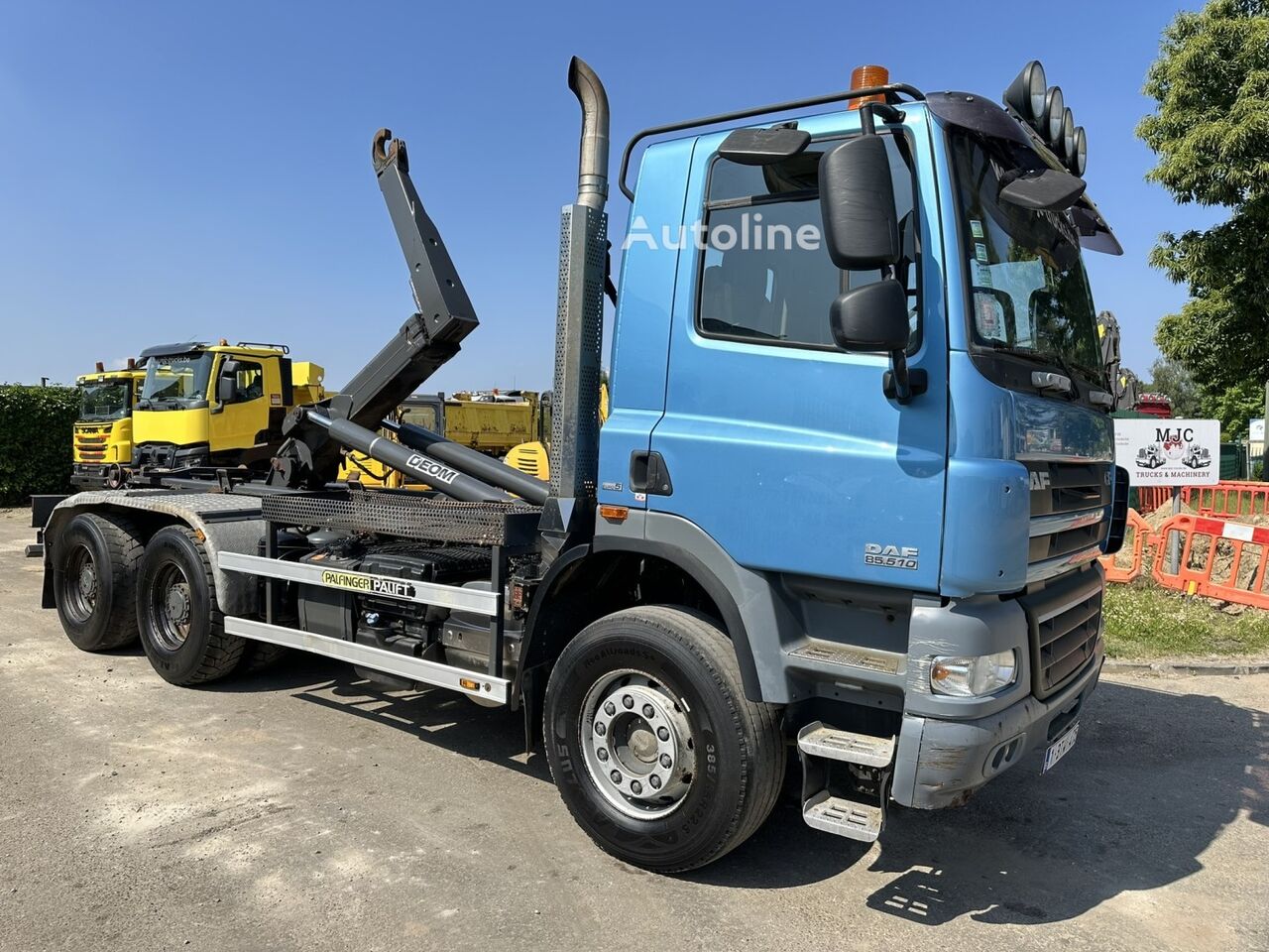 DAF CF 85.510 6X4 MANUAL ZF - EURO 5 - STEEL SPRING / BIG AXLES HUB  kravas automašīna pacēlājs ar āķi